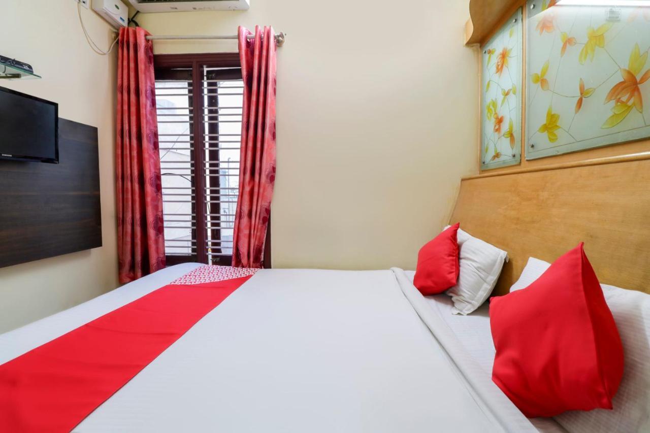 Oyo 71675 New Aishwarya Comforts Bangalore Exterior photo