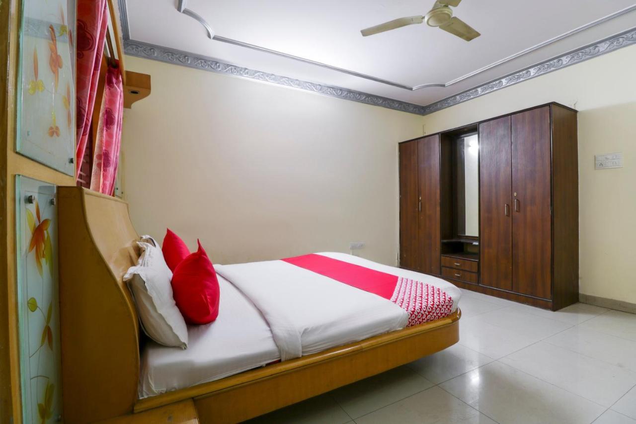 Oyo 71675 New Aishwarya Comforts Bangalore Exterior photo
