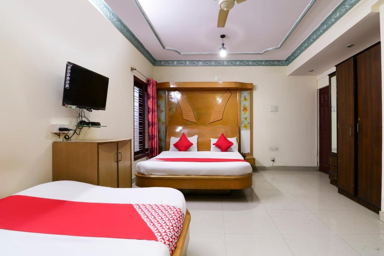 Oyo 71675 New Aishwarya Comforts Bangalore Exterior photo